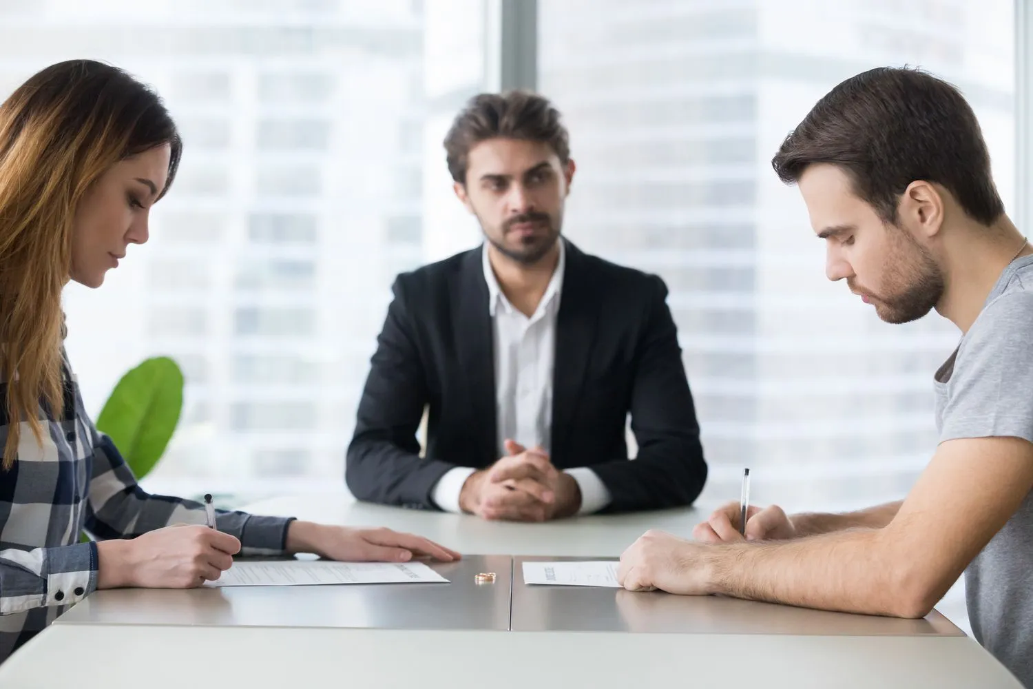 How EH Mediation Guides Couples Toward Fair and Balanced Outcomes Carlisle